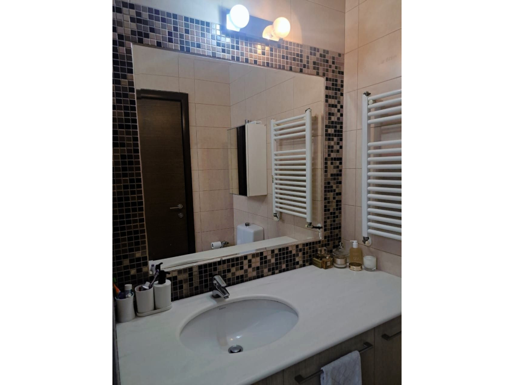 property-main-img