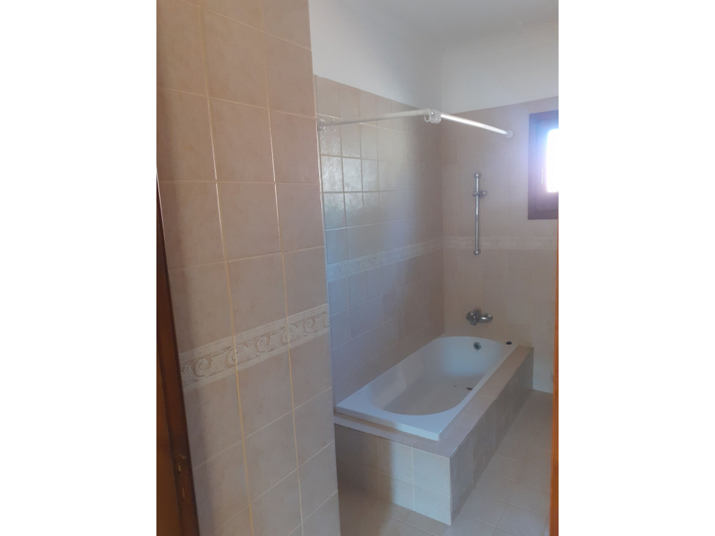 property-main-img