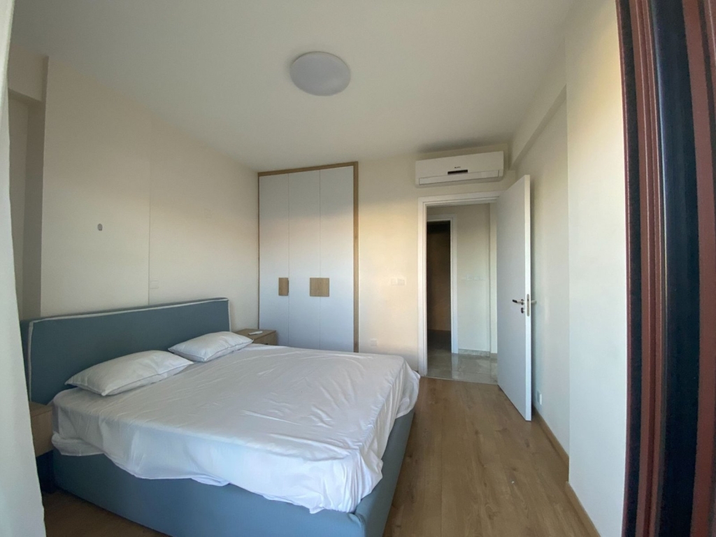 property-main-img