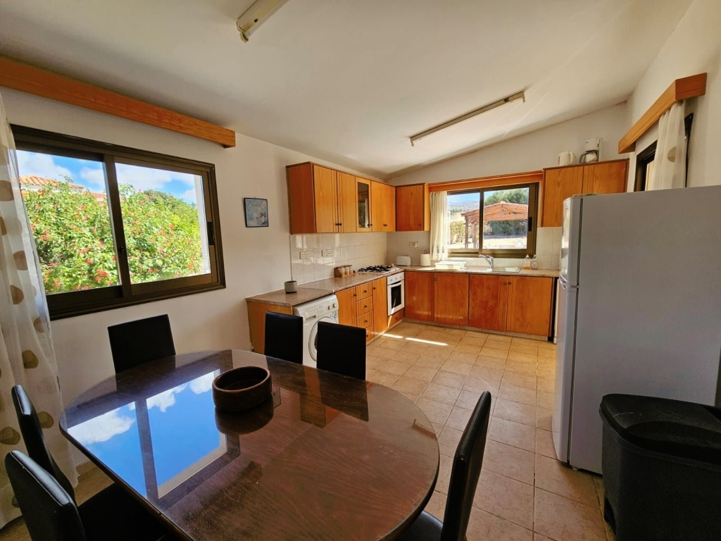 property-main-img