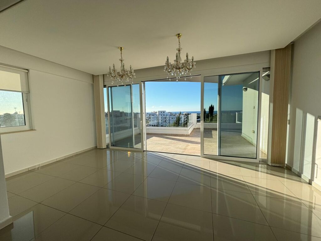 3-bedroom penthouse for rent 103 m² in Paphos - Agios Theodoros, Paphos