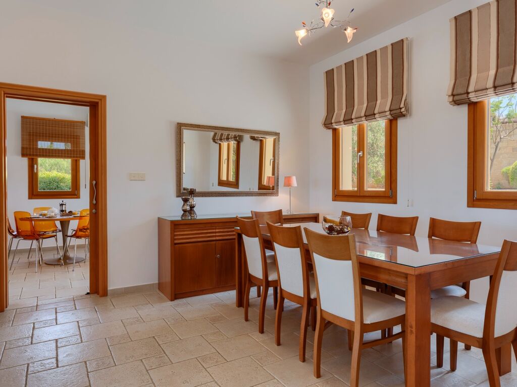 property-main-img