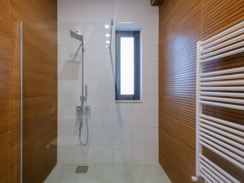 property-main-img
