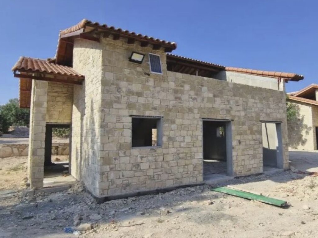 property-main-img