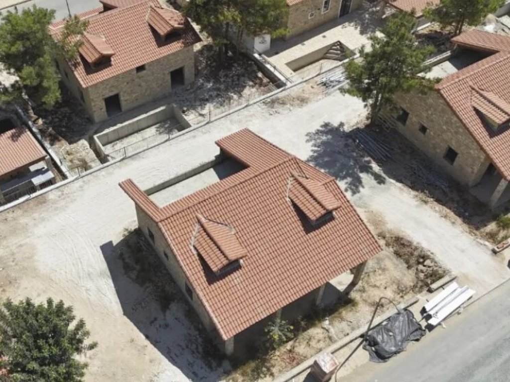 property-main-img