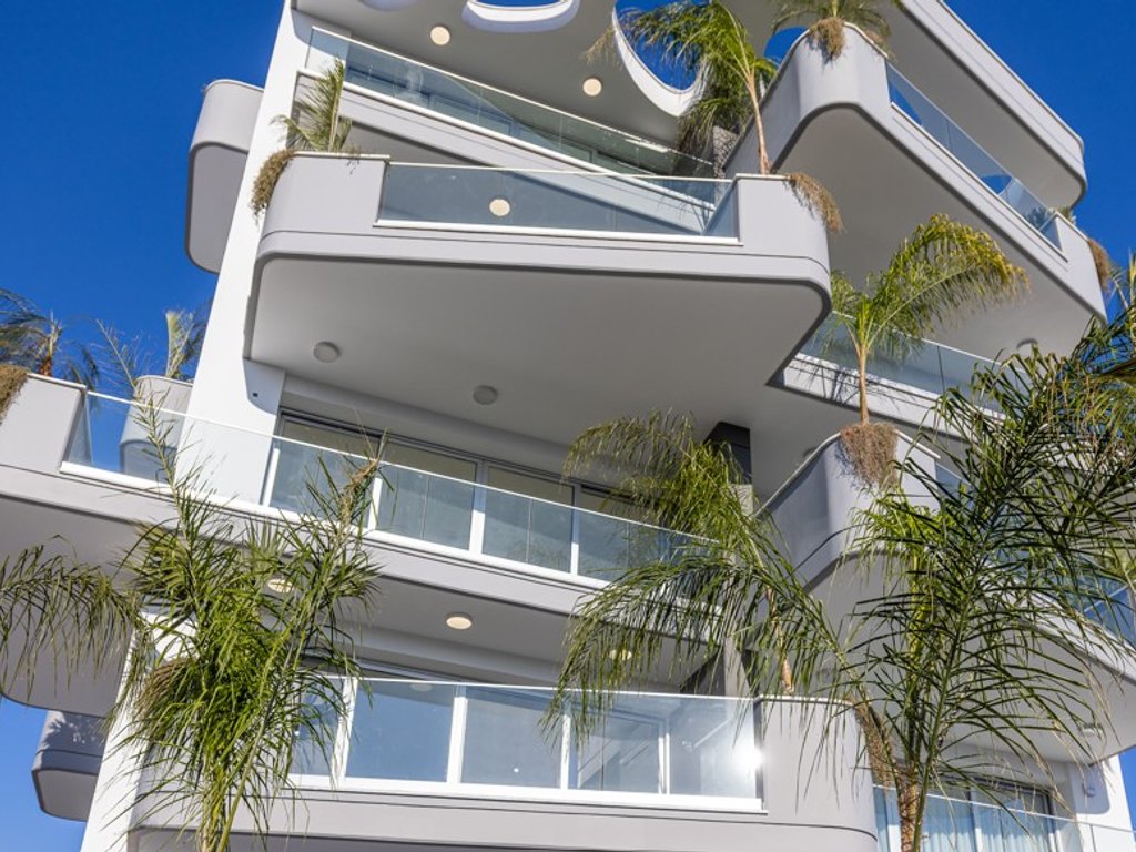 property-main-img