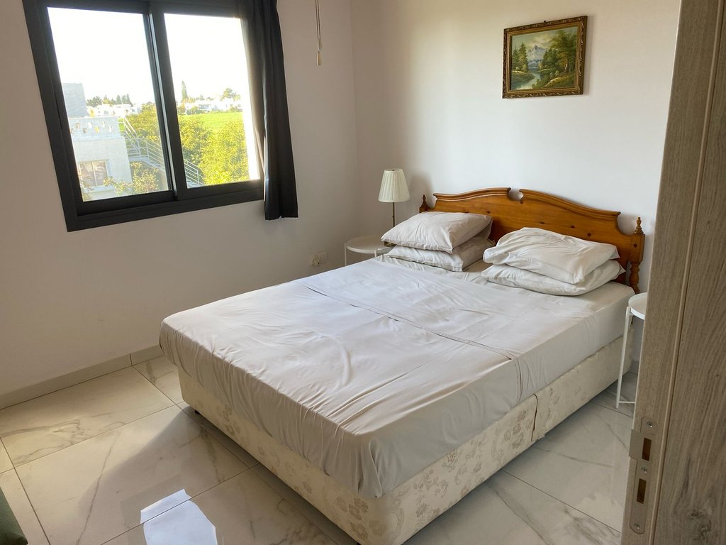 property-main-img