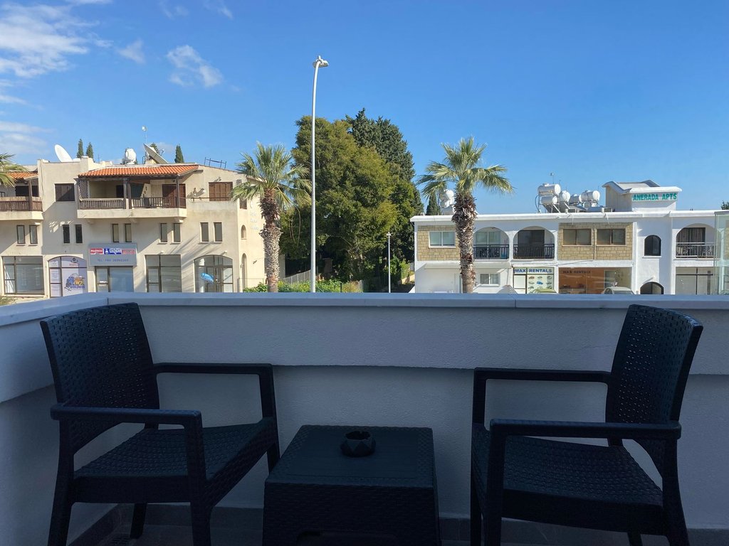 property-main-img