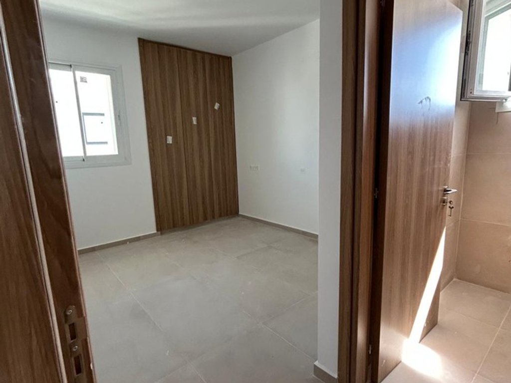 property-main-img