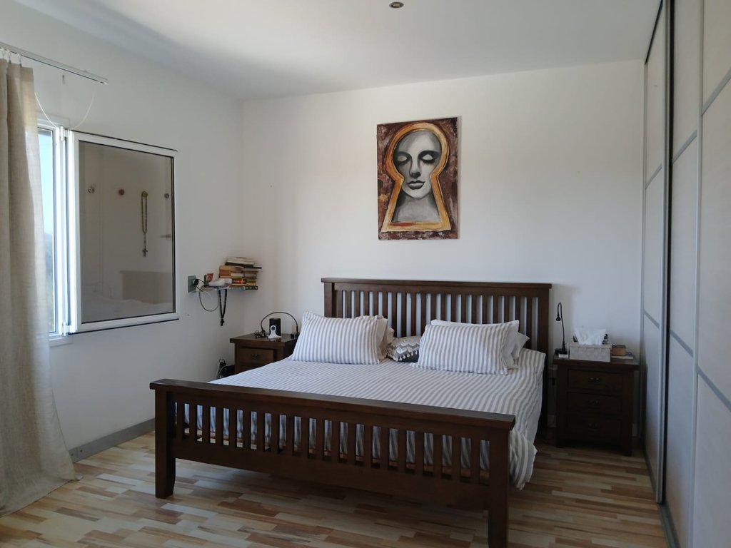 property-main-img