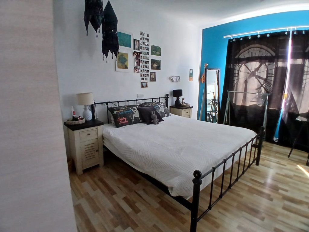 property-main-img
