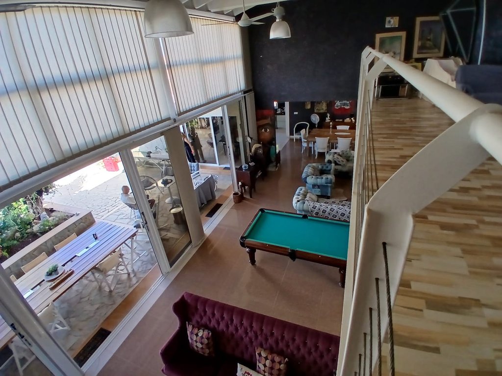 property-main-img