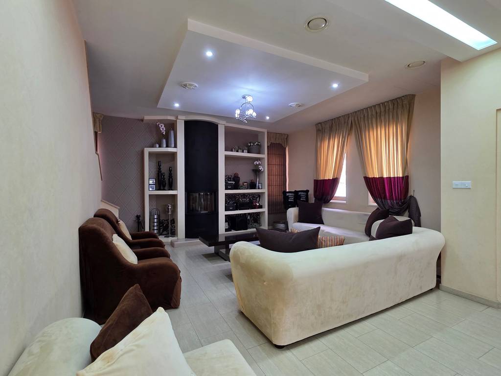 property-main-img