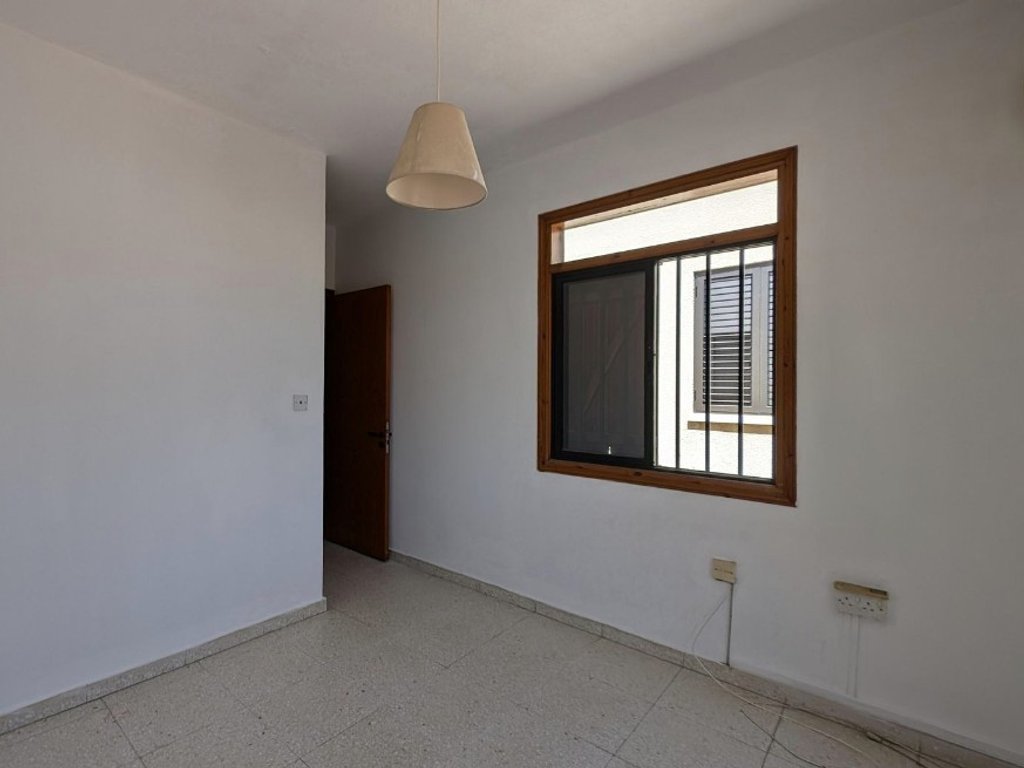 property-main-img