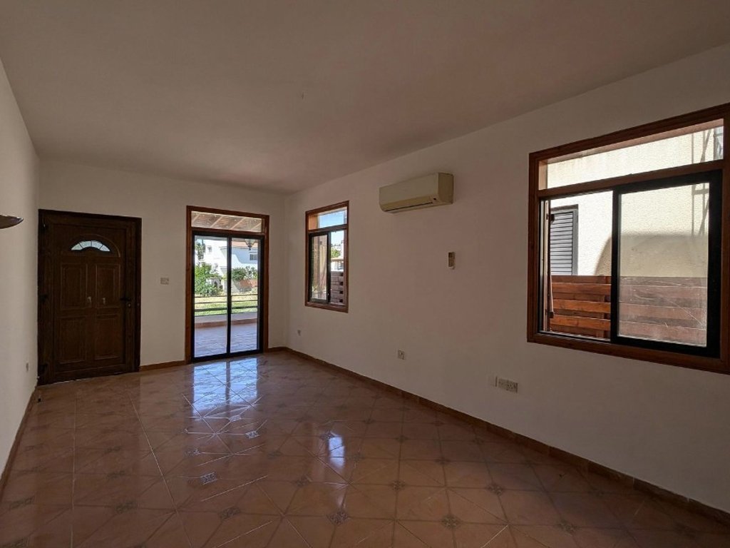 property-main-img