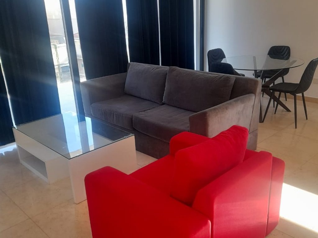 property-main-img