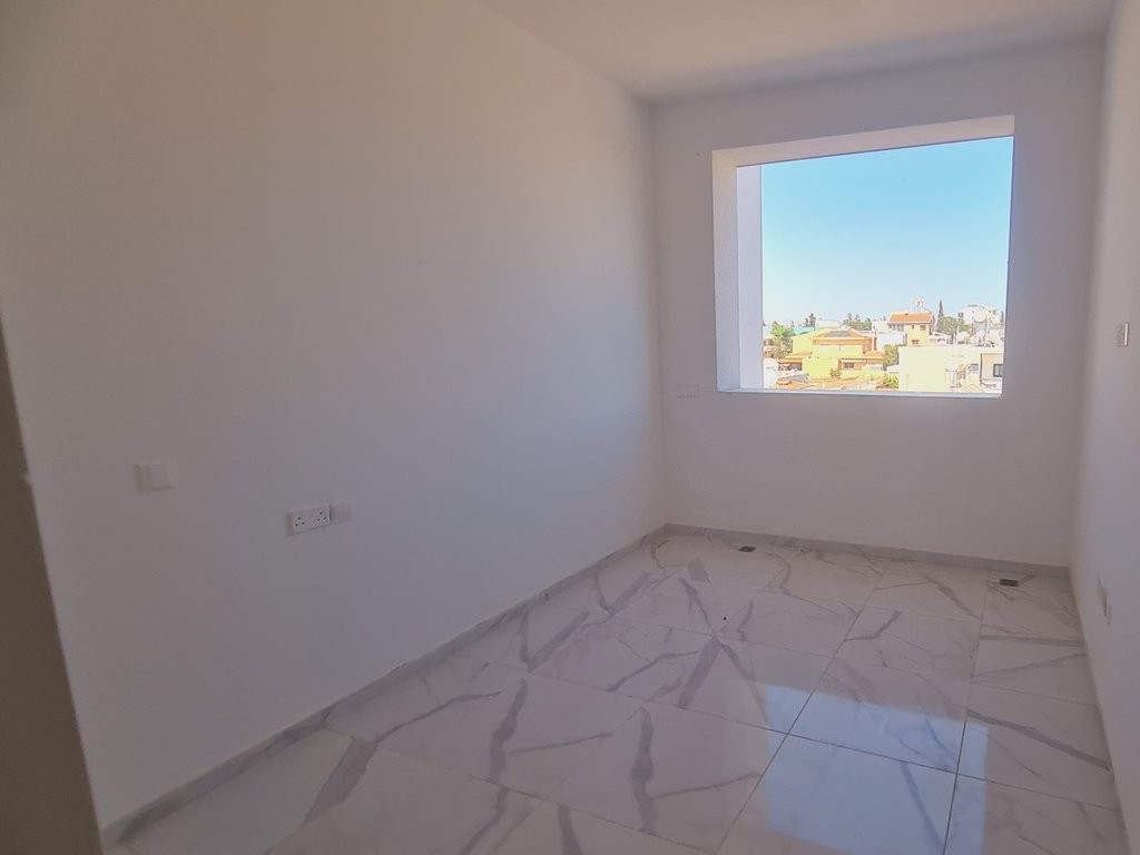 property-main-img