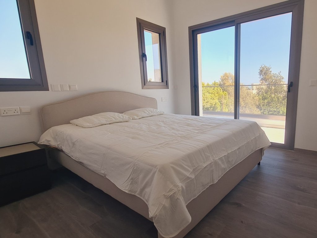 property-main-img