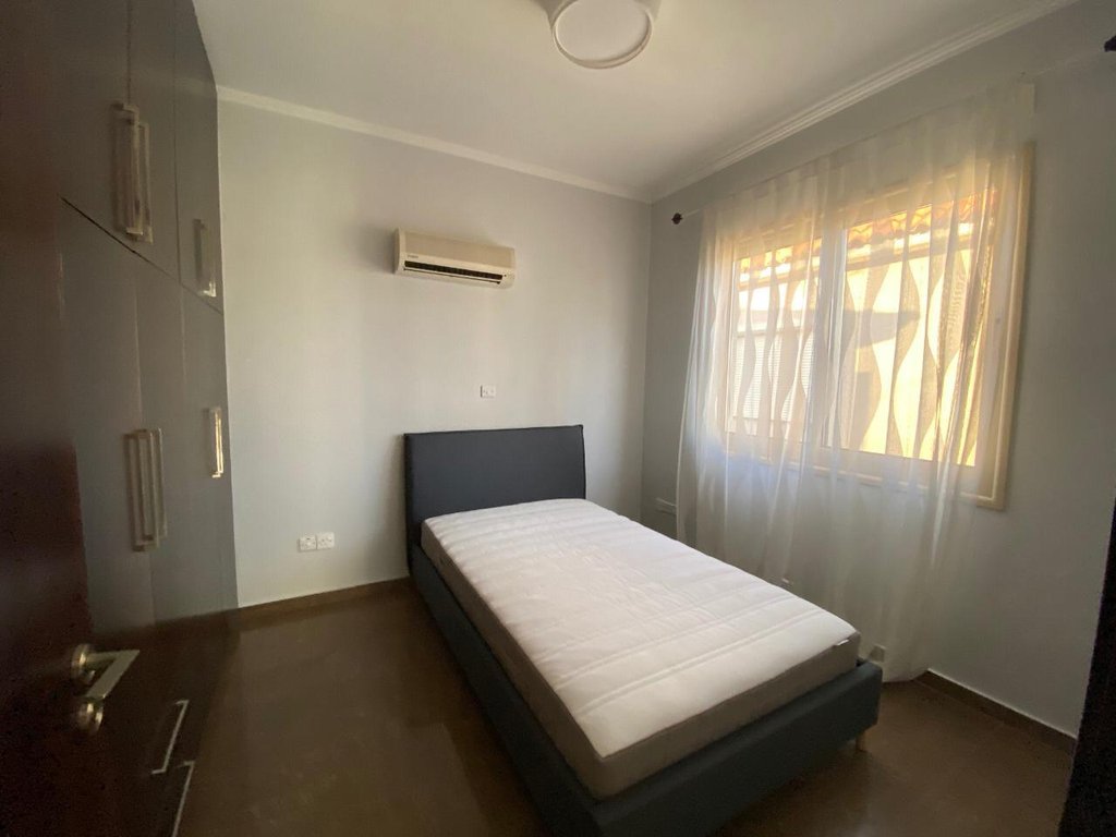 property-main-img