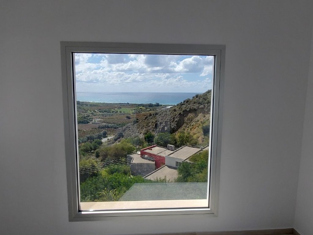 property-main-img