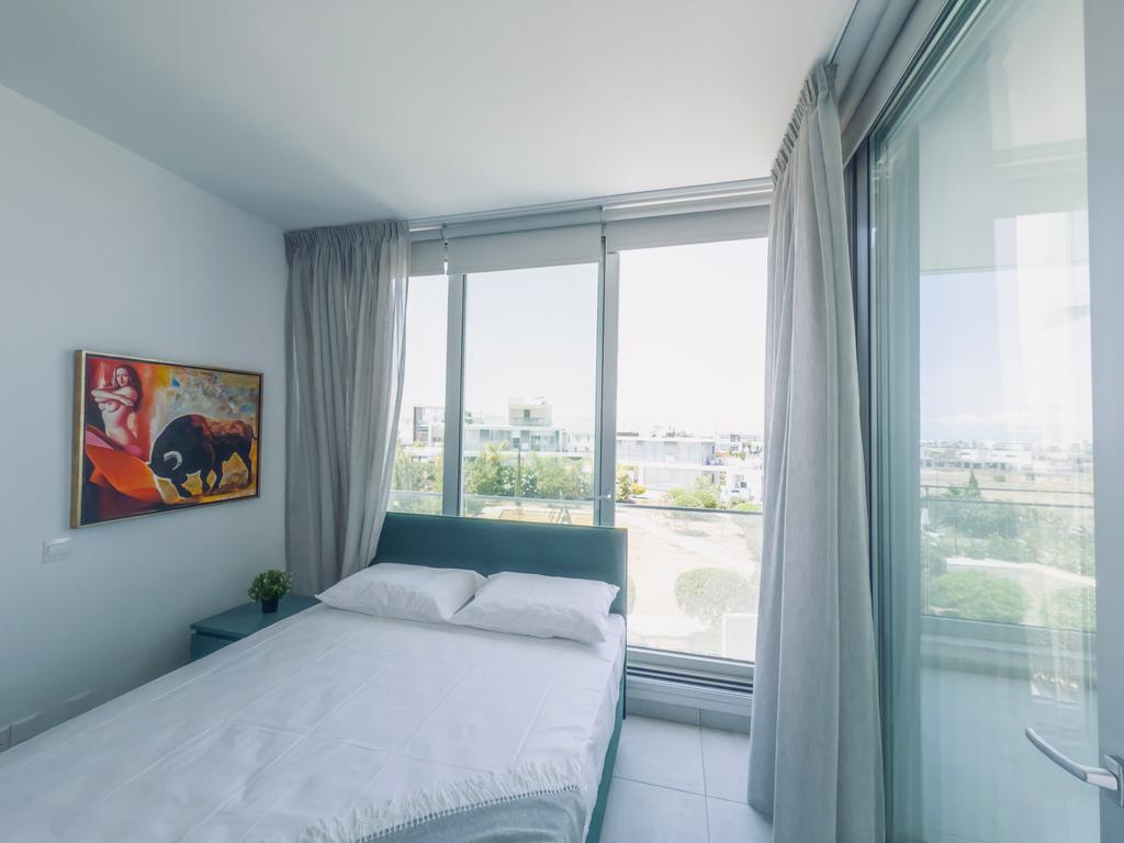 property-main-img