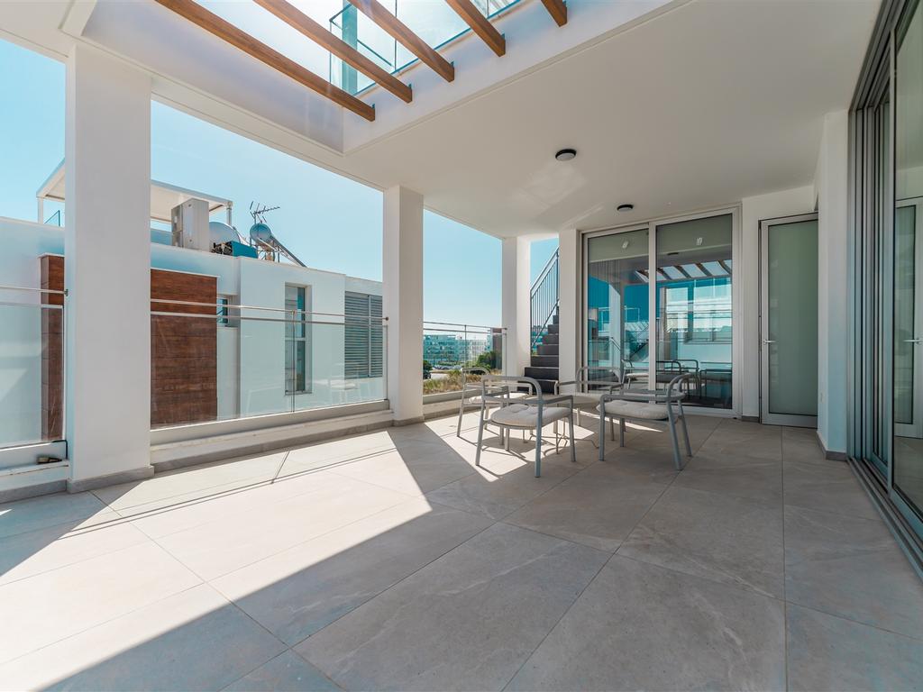 property-main-img