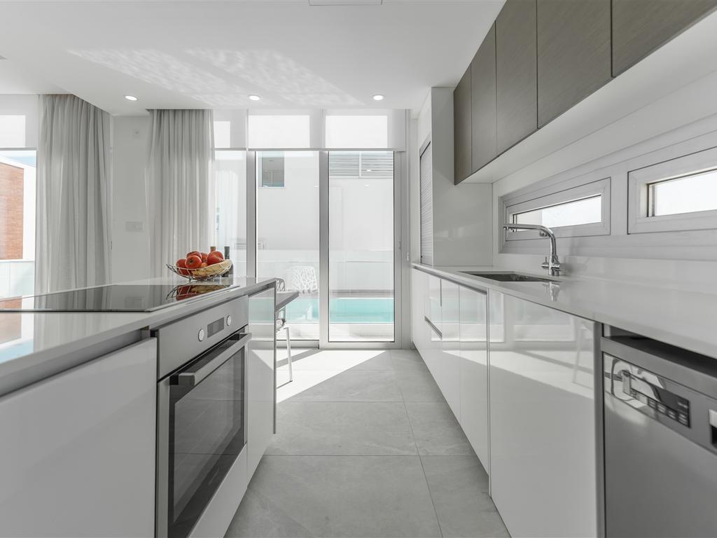 property-main-img