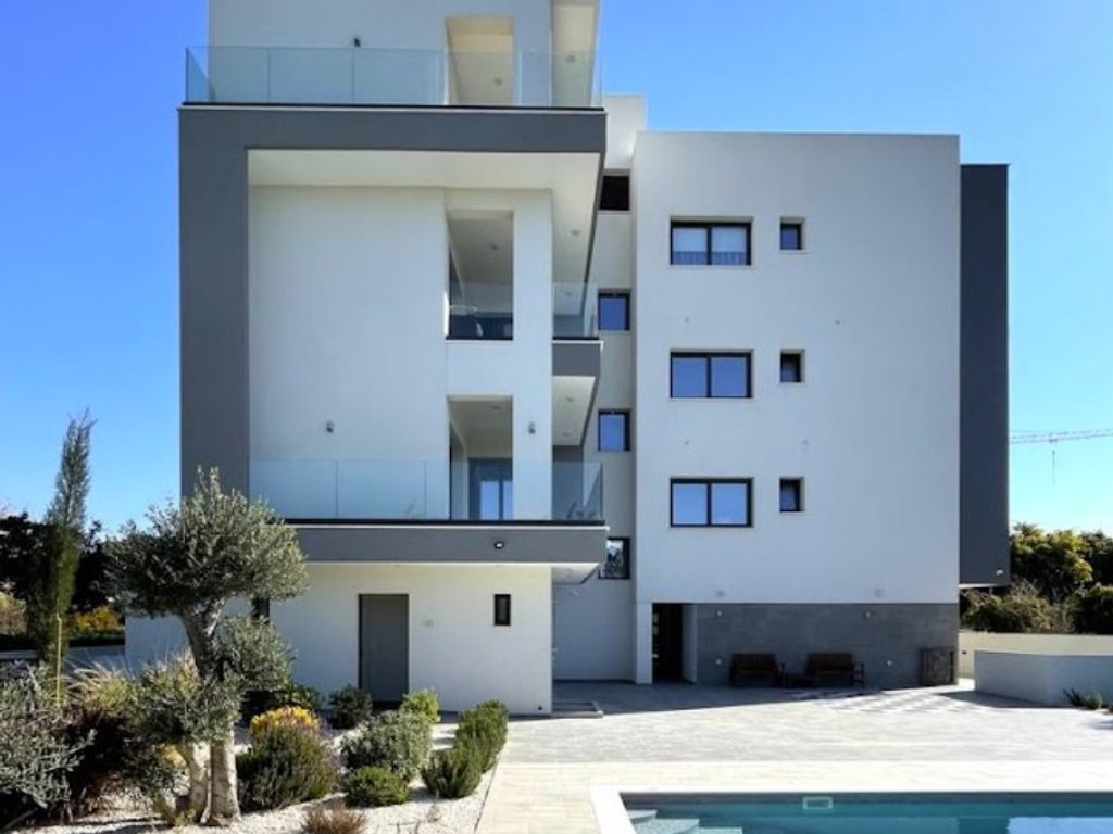 property-main-img