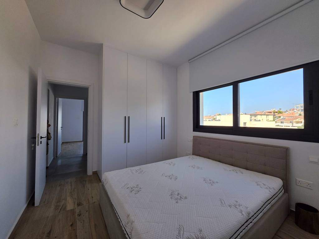 property-main-img