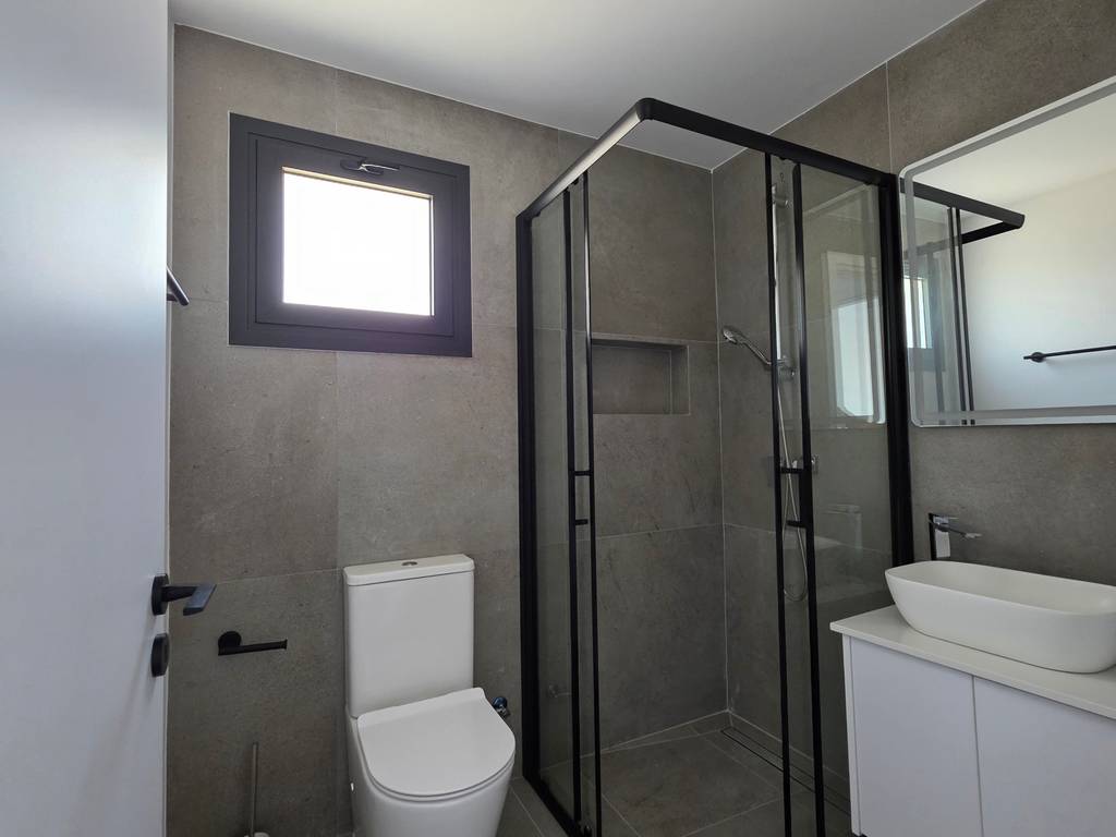 property-main-img