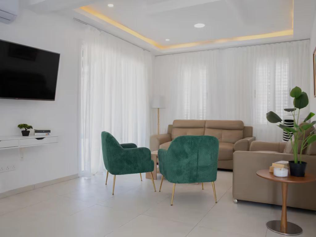 property-main-img