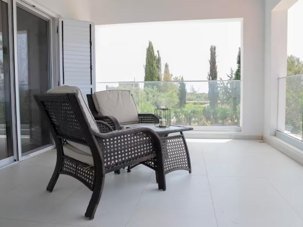 property-main-img