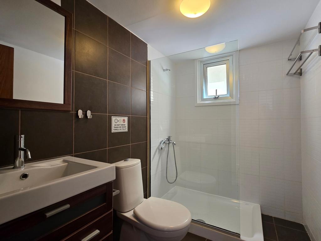 property-main-img
