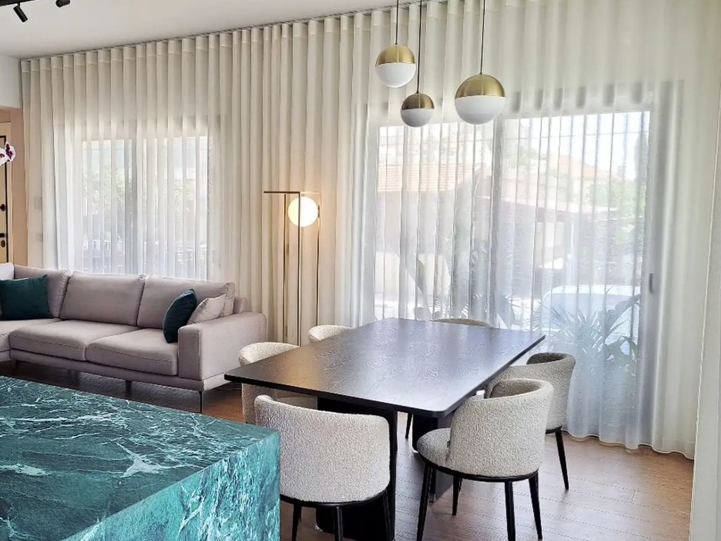 property-main-img