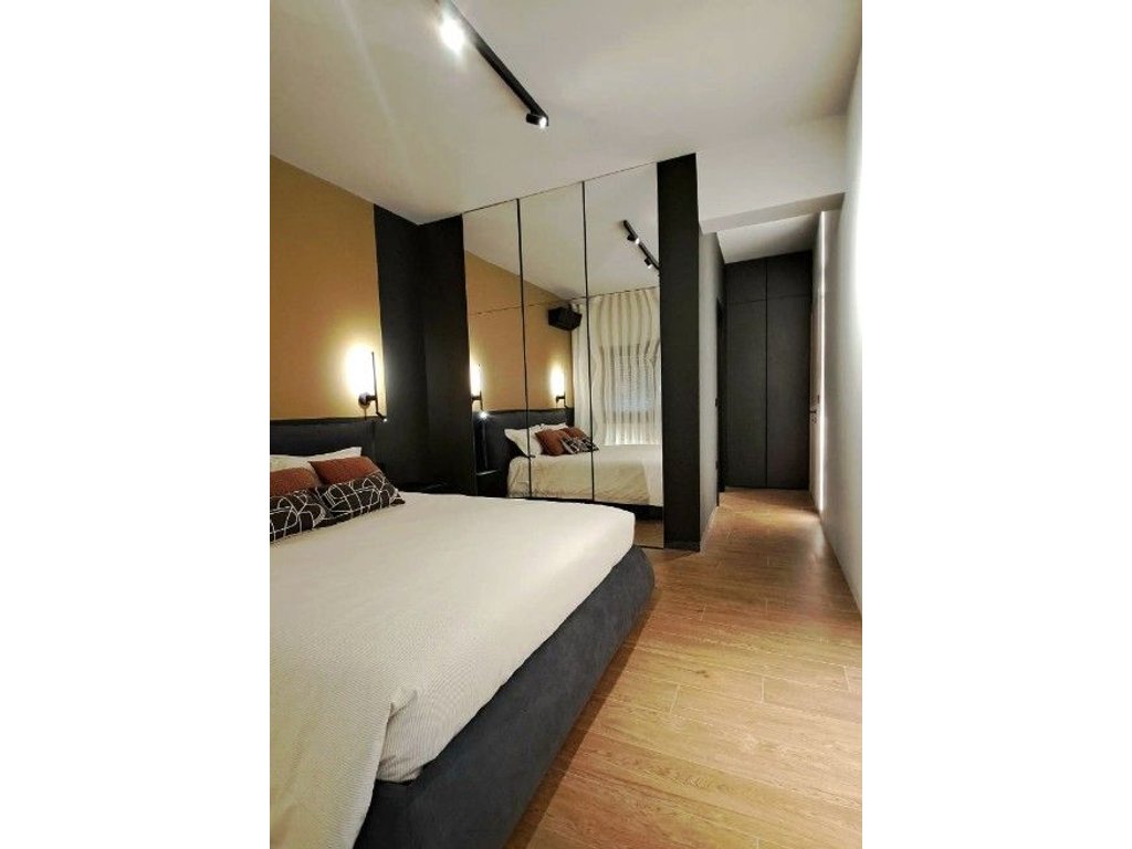 property-main-img