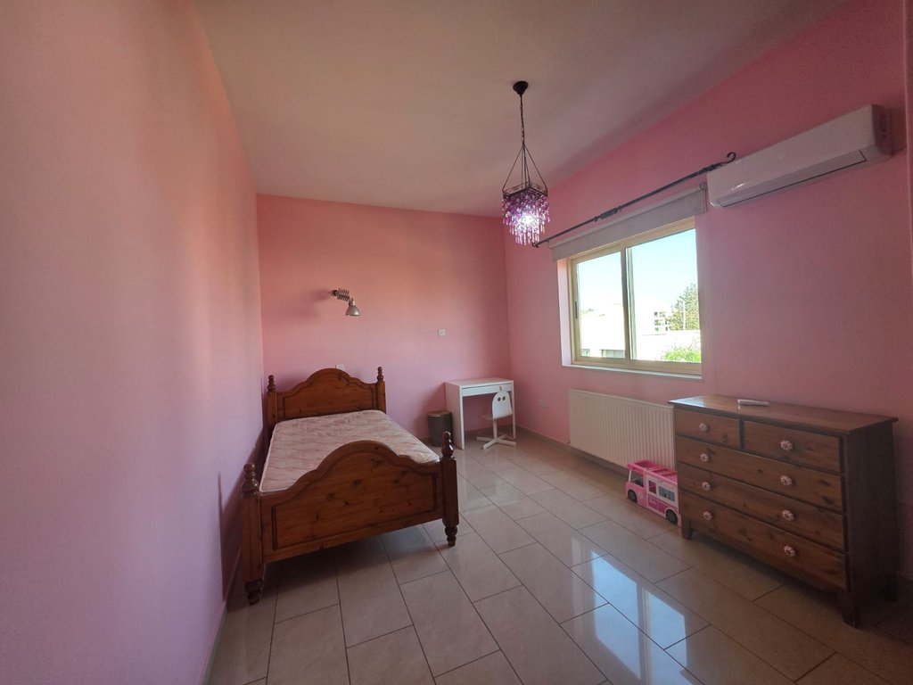 property-main-img
