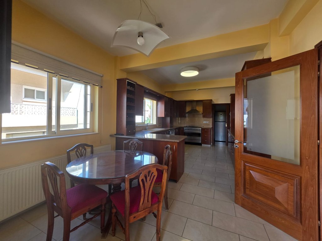 property-main-img