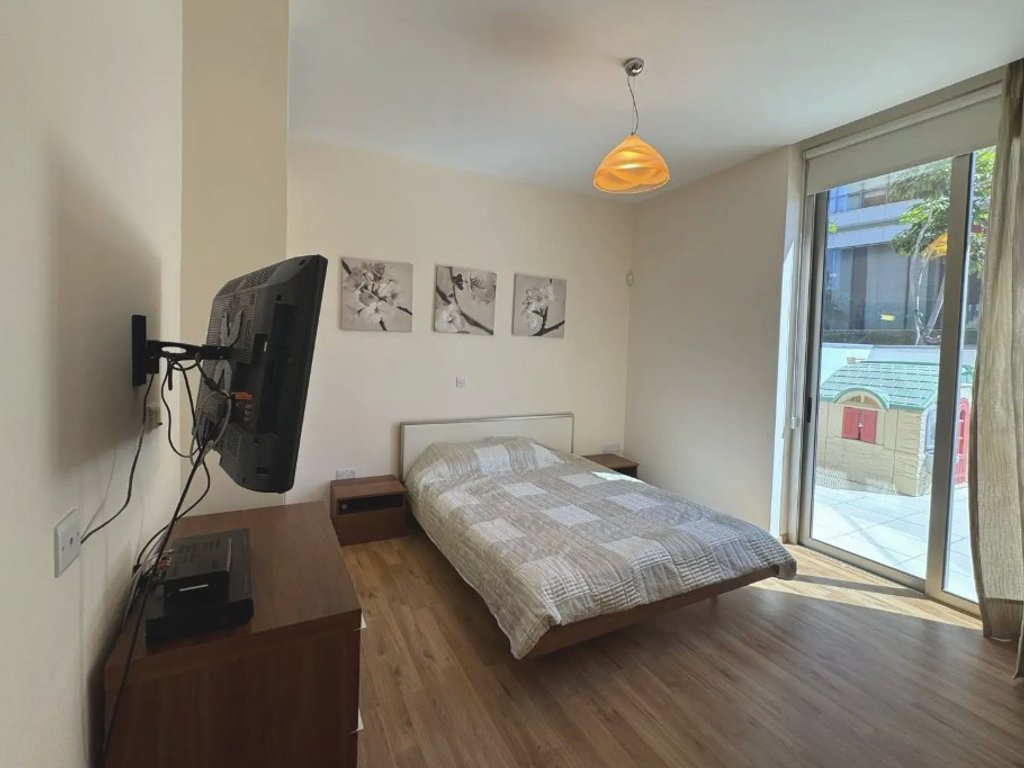property-main-img