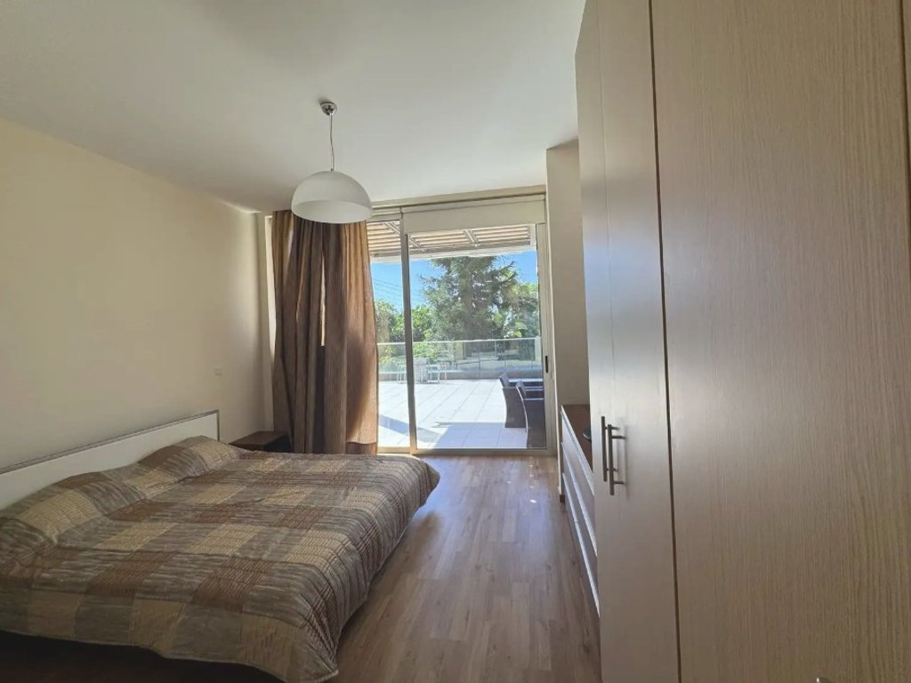 property-main-img