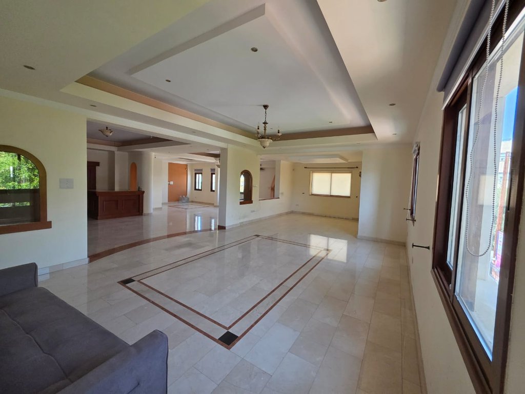 property-main-img