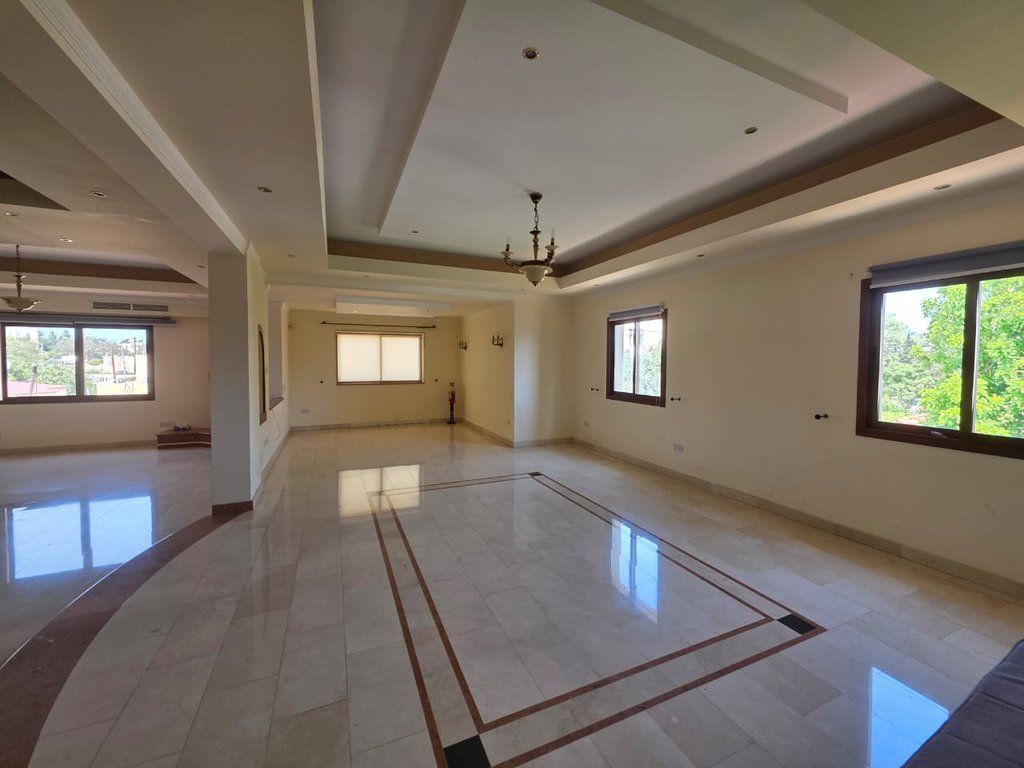 property-main-img