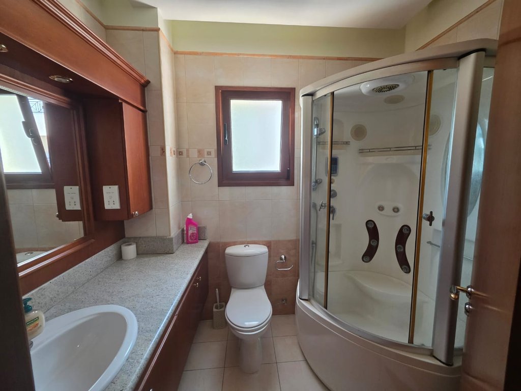 property-main-img
