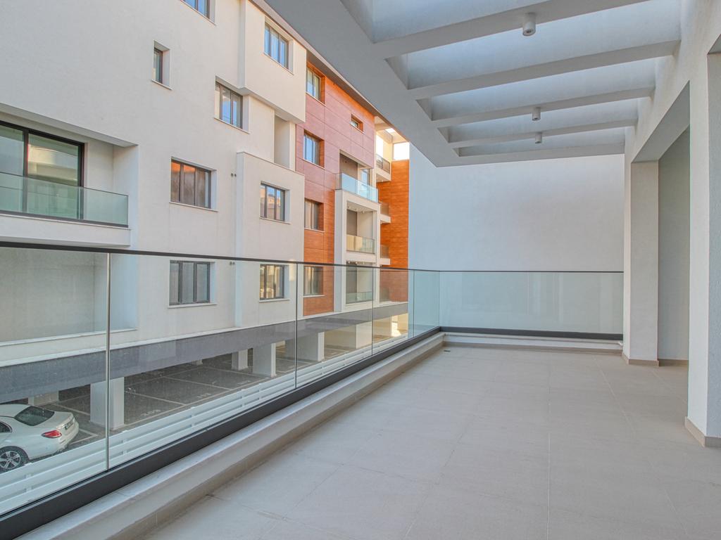 property-main-img