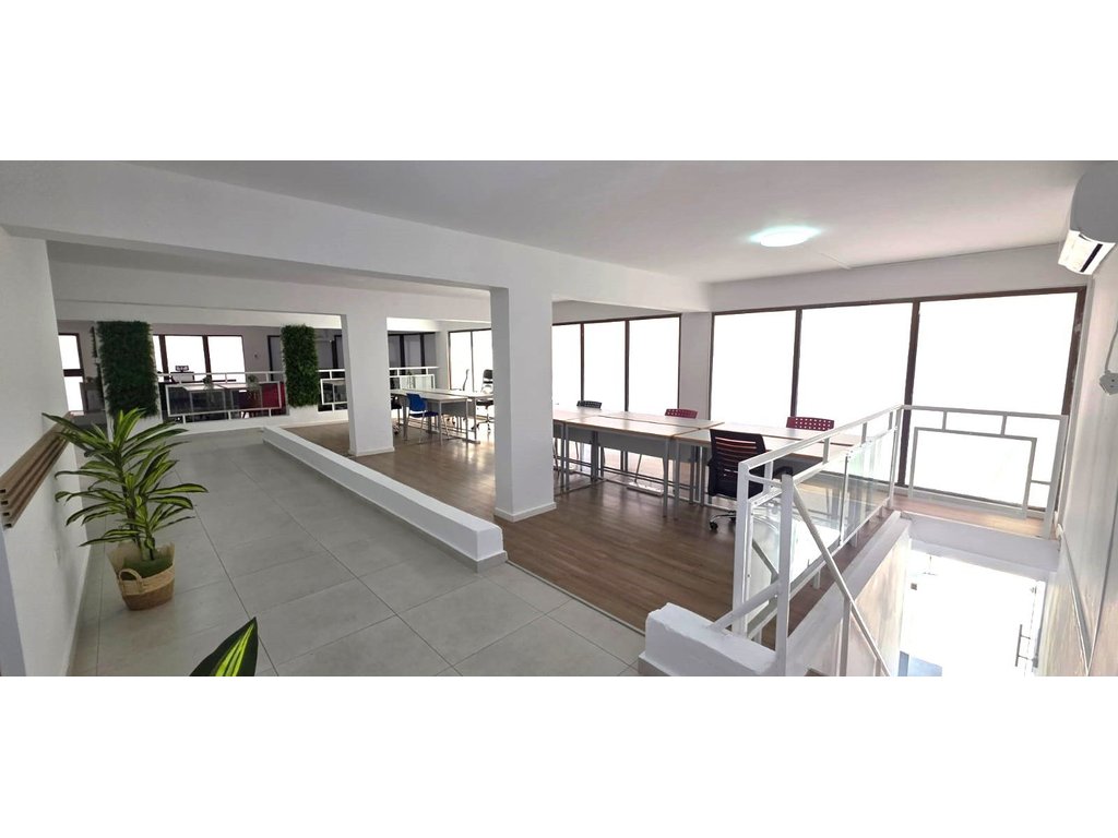 property-main-img