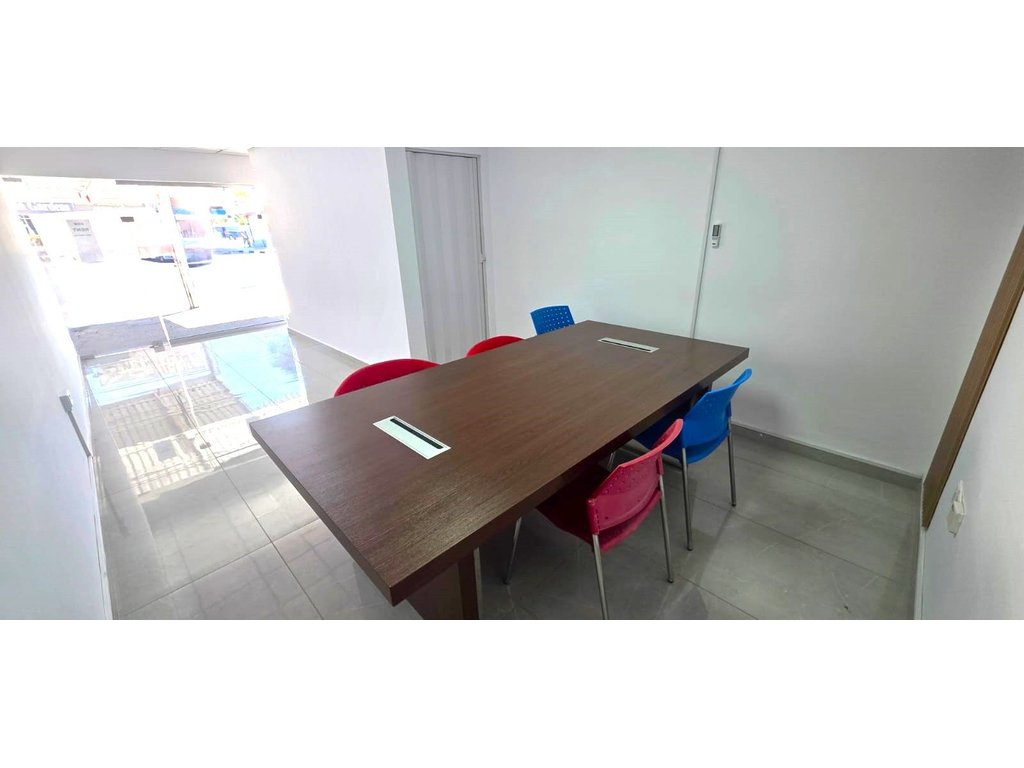 property-main-img