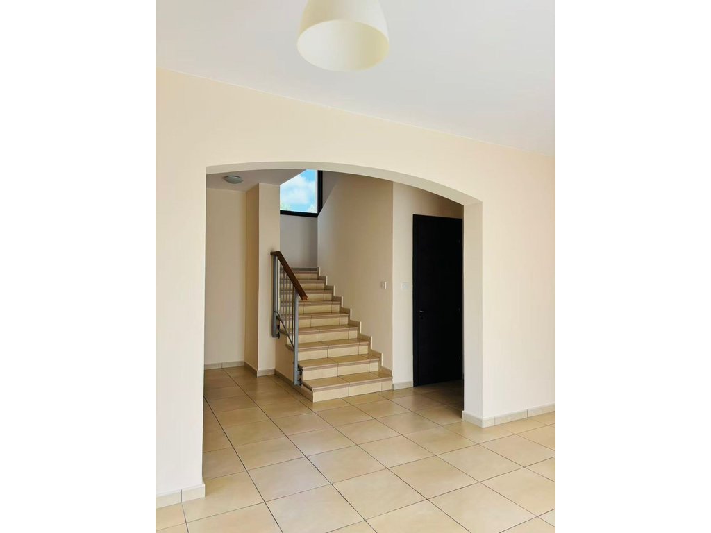 property-main-img