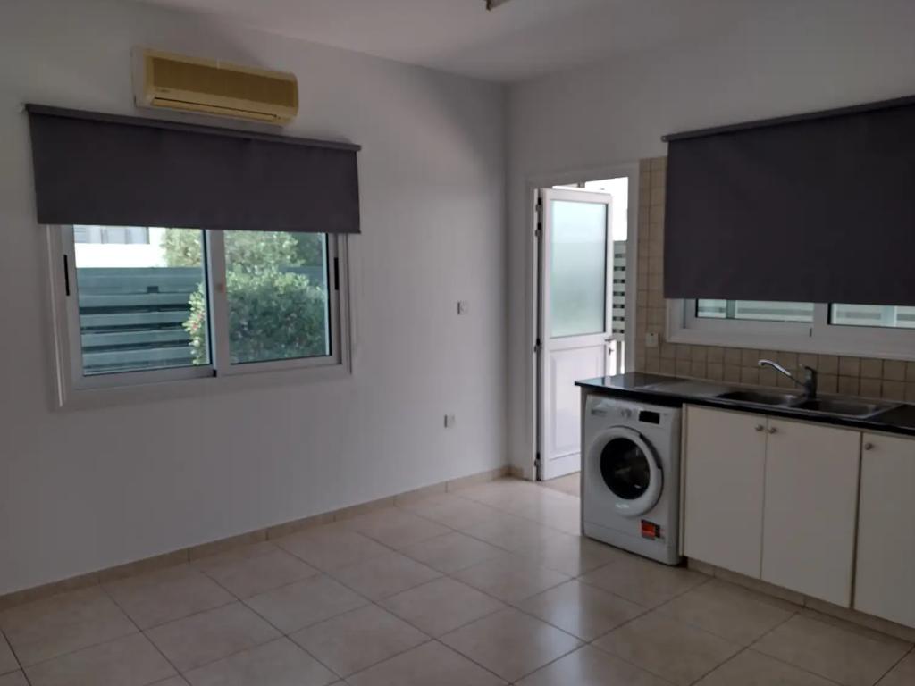 property-main-img