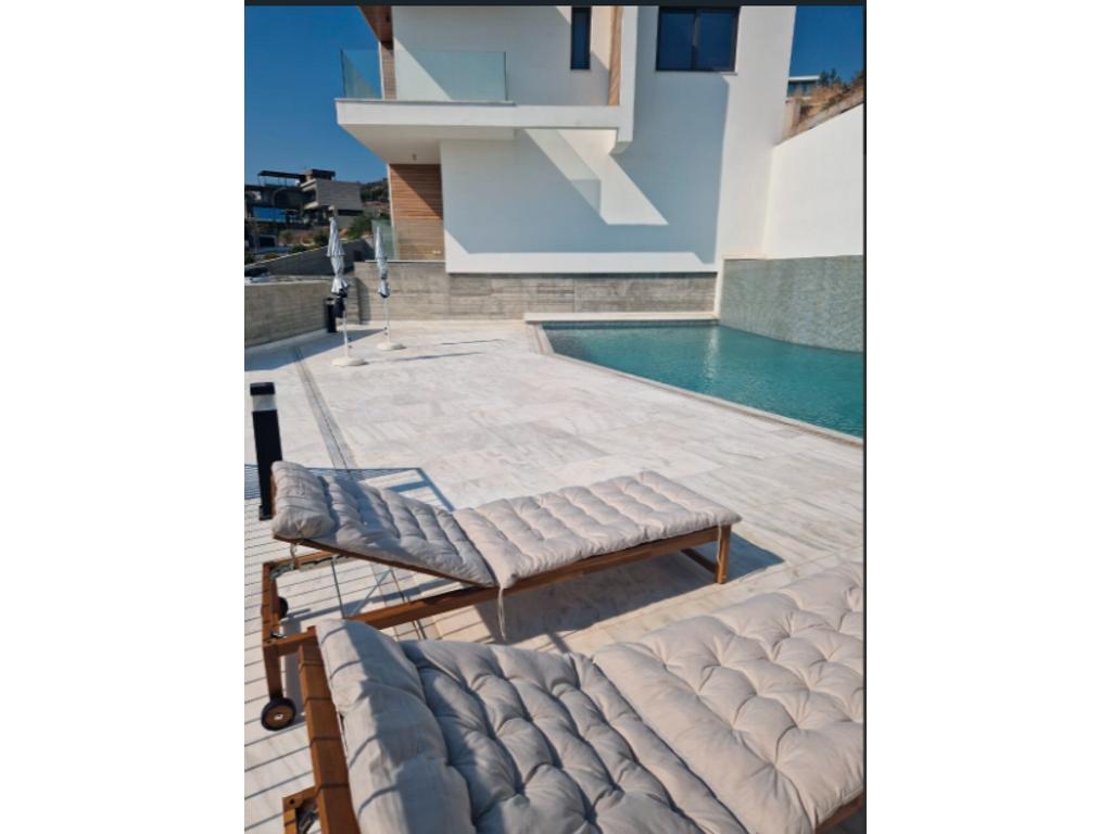 property-main-img