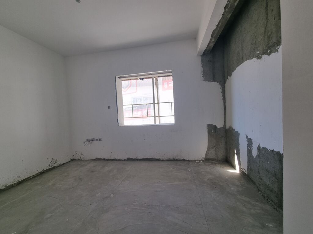 property-main-img