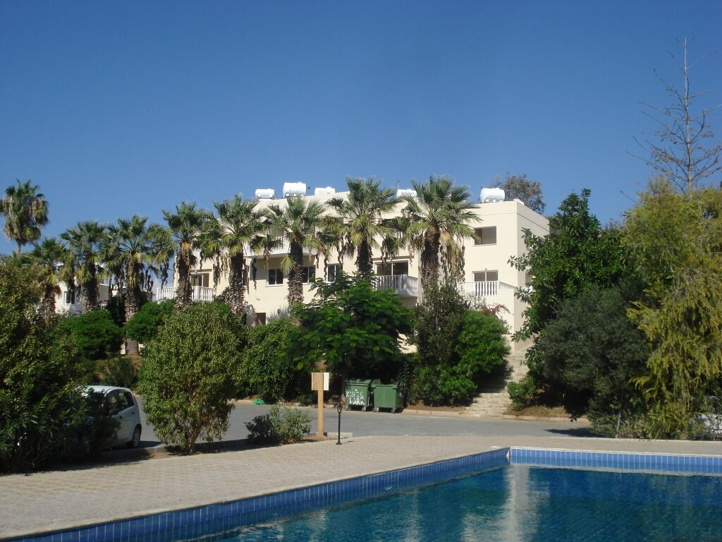 property-main-img